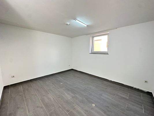 Wohnung UG rechts I Schlafzimmer