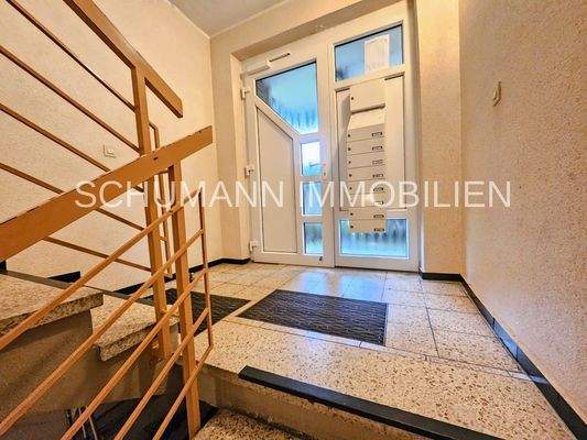 Sehr gepflegtes Treppenhaus