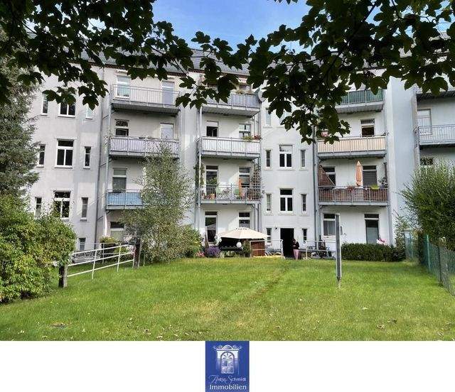 Sehenswerte Dachgeschosswohnung mit Balkon! - Foto 2
