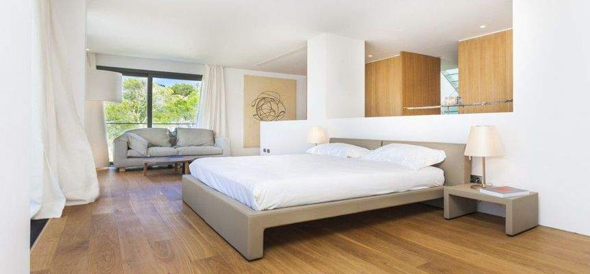 Luxusvilla zum Verkauf in der ersten Linie von Camp de Mar BHHS-BAL-0908