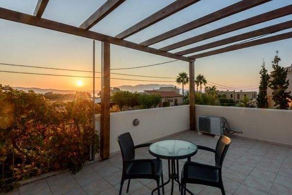 Kreta, Nopigia: Villa mit Meerblick zu verkaufen