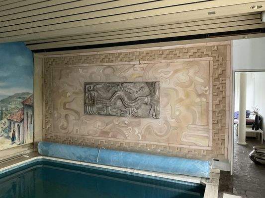 Relief im  Wellnisbereich