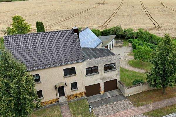 großzügiges Einfamilienhaus mit ca. 209 m² Wohnfläche
