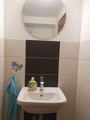 Waschbecken im WC.jpg