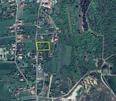 Baugrundstück mit Entwicklungspotenzial in ruhiger Ortsrandlage - Ihr Bautraum wartet!