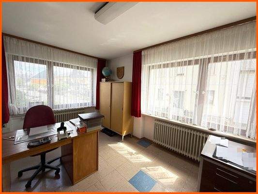 Büro