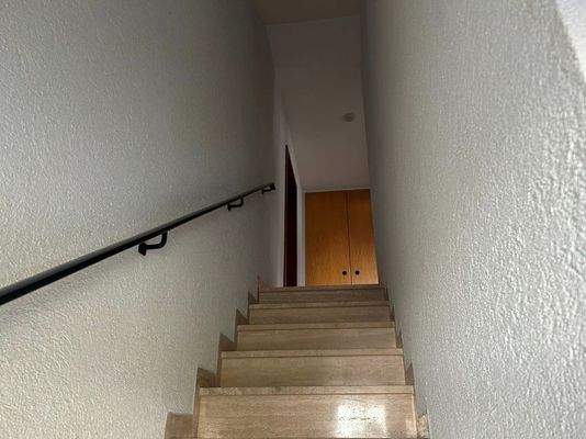 Treppenaufgang zum DG