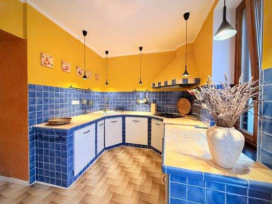 AL990_06 TERRA ITALIA IMMOBILIEN_REAL ESTATE_TESTI