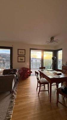 Helle Wohnung mit Aussicht