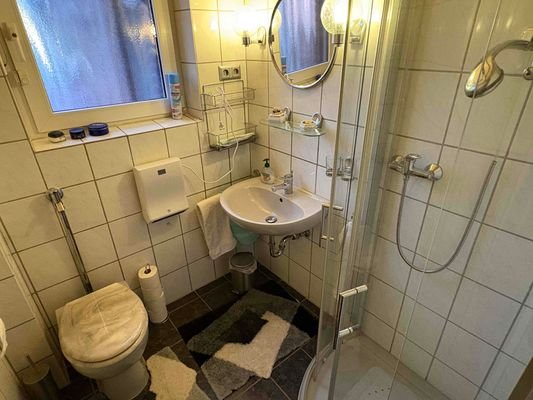 Badezimmer EG
