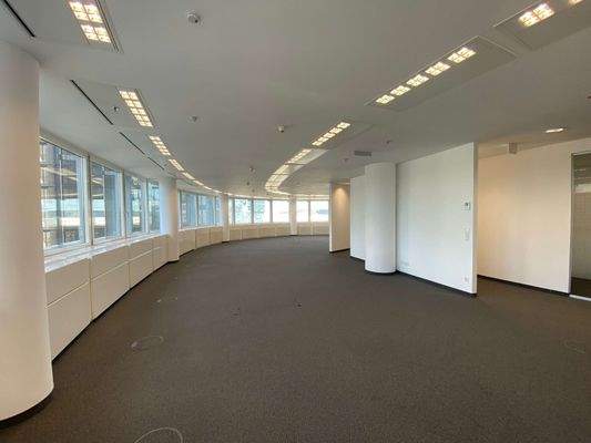 20250917_1220_Andromeda Tower_8OG_ANF (4)