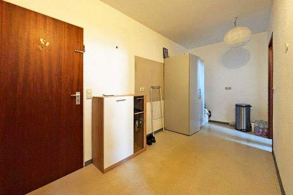 Kochzeile im Flurbereich