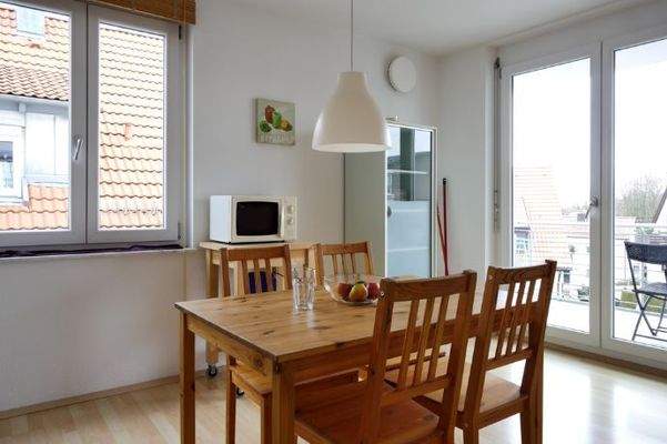 189 P Kuechentisch (1 von 1)