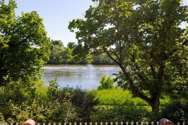Terrassenausblick auf den Main