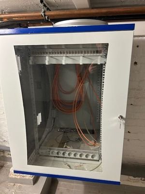 36 Netzwerkschrank.jpg