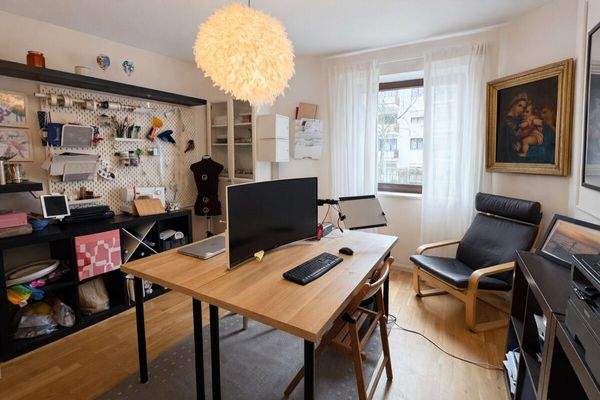 Büro/Kinderzimmer