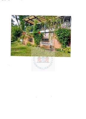 Front Bungalow mit Garten