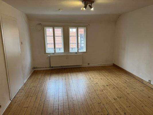 Wohnung im Dachgeschoß Raum 1