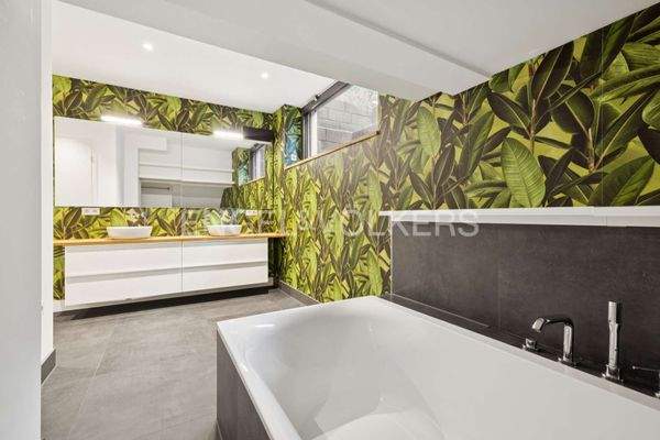 Badezimmer im Kellergeschoss