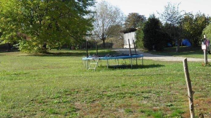 Vollst. Grundstücksansicht, nördl. Richtung   