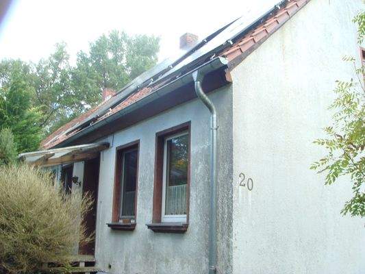 Bild 5 u. 6 Haus Hauptzugang Südansicht.