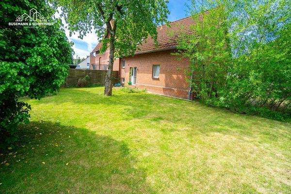 Garten hinter dem Anbau