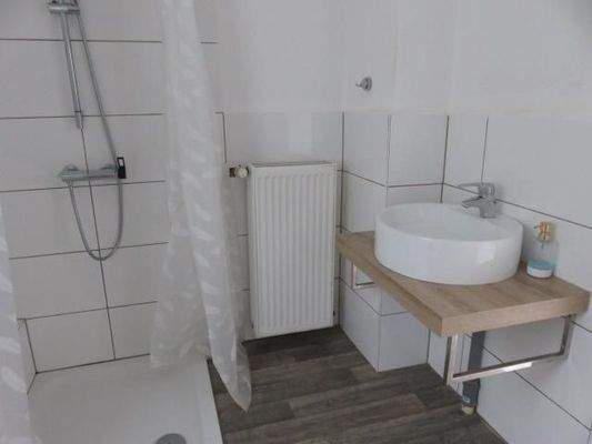 Im Anbau Badeinrichtung