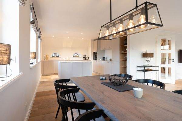 Küche und Essbereich