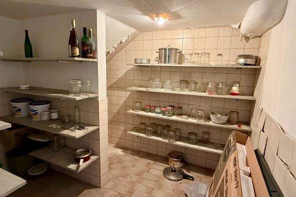 Vorratsraum im Keller