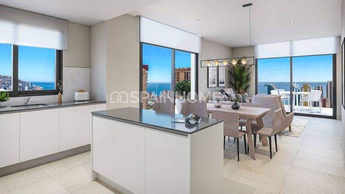 Apartments in a Comprehensive Complex Near the Beach in Benidorm
