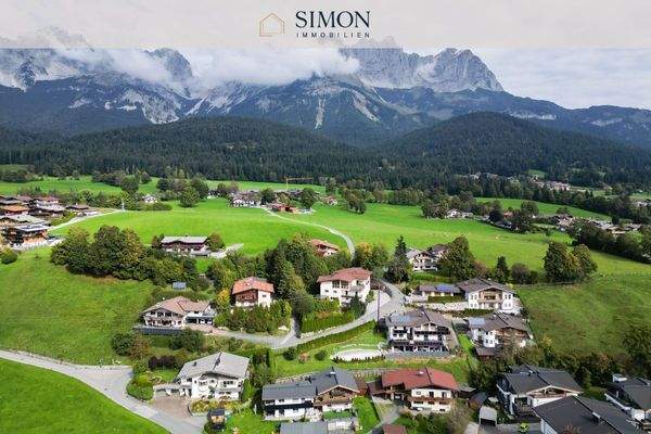 Drohnenfoto Mehrfamilienhaus
