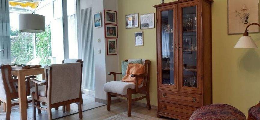 Wohnzimmer Bild 2.jpg