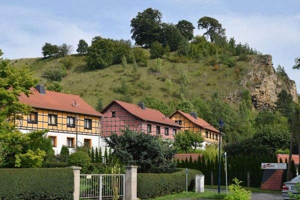 K800_Pinsenberg 6, 4, 2Krölpa.JPG