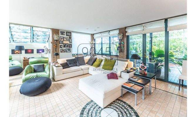 Moderne Villa mit Panoramablick in Castel San Pietro Terme – Emilia-Romagna