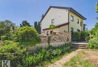 1-2 Familienhaus in Bestlage