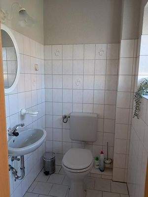 Gäste-WC mit Tageslicht