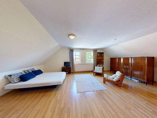 Schlafzimmer 2 im Dachgeschoss