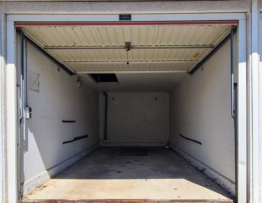 Garage.jpg