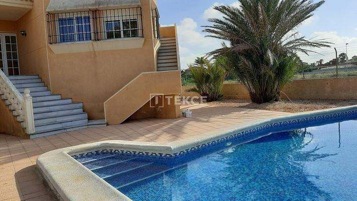Detached Villa Just 300 M from the Beach in La Manga Murcia