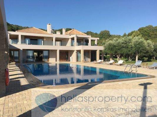 2022-10-13_08-19-39_018622-scaled