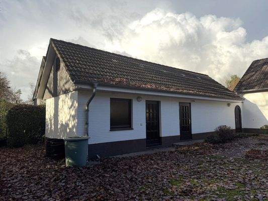 massives Garagenhaus