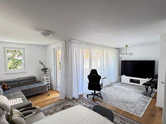 Wohn-Ess-Küchenbereich