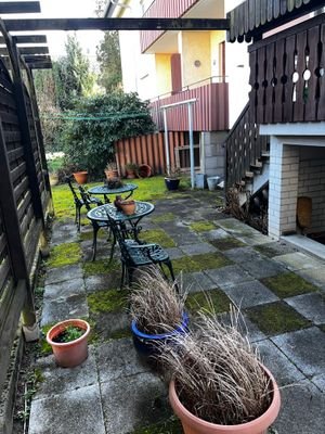 Aussentreppe zum Erdgeschoß