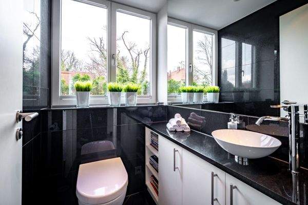  Taghelle, große Gästetoilette