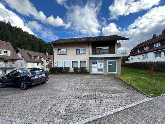 Büro- oder Gewerbeeinheit