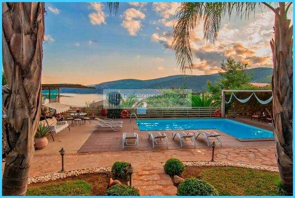 0415b445700a4ee698066815f2c2e63d-original