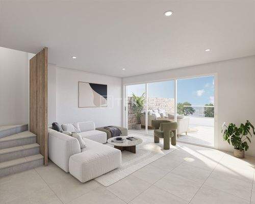 Homes with Private Pools and Gardens in Pilar de la Horadada