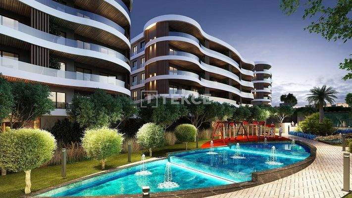 Sea View Apartments in a Complex with Pool in Kuşadası
