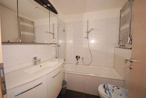 2-Zimmer-Ferienwohnung-Nonner10b-008-bad1