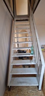 Treppe ins DG